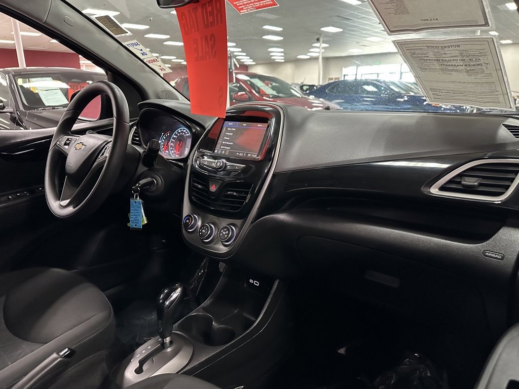 Used 2021 Chevrolet Spark LT image 31