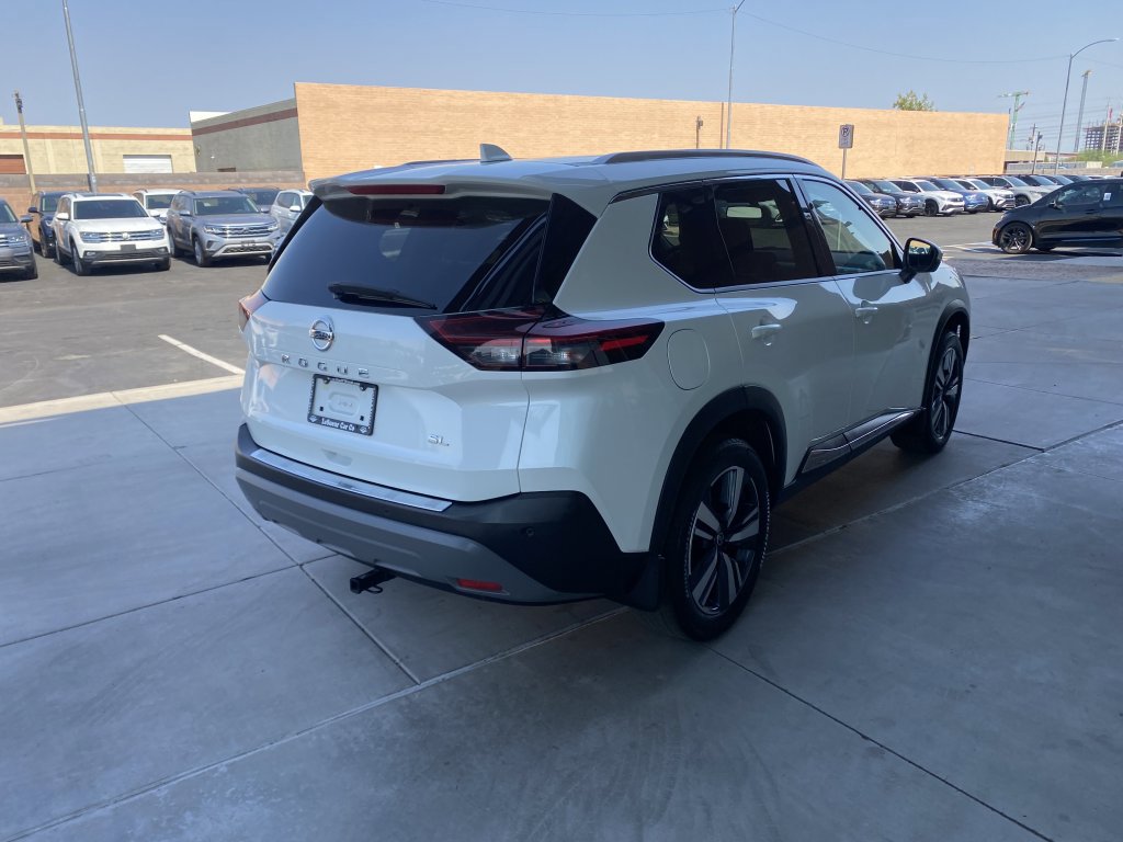 Used 2021 Nissan Rogue SL w/ Premium Package image 5