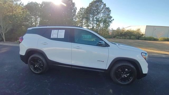 Used 2022 GMC Terrain AT4 w/ Infotainment Package II image 8