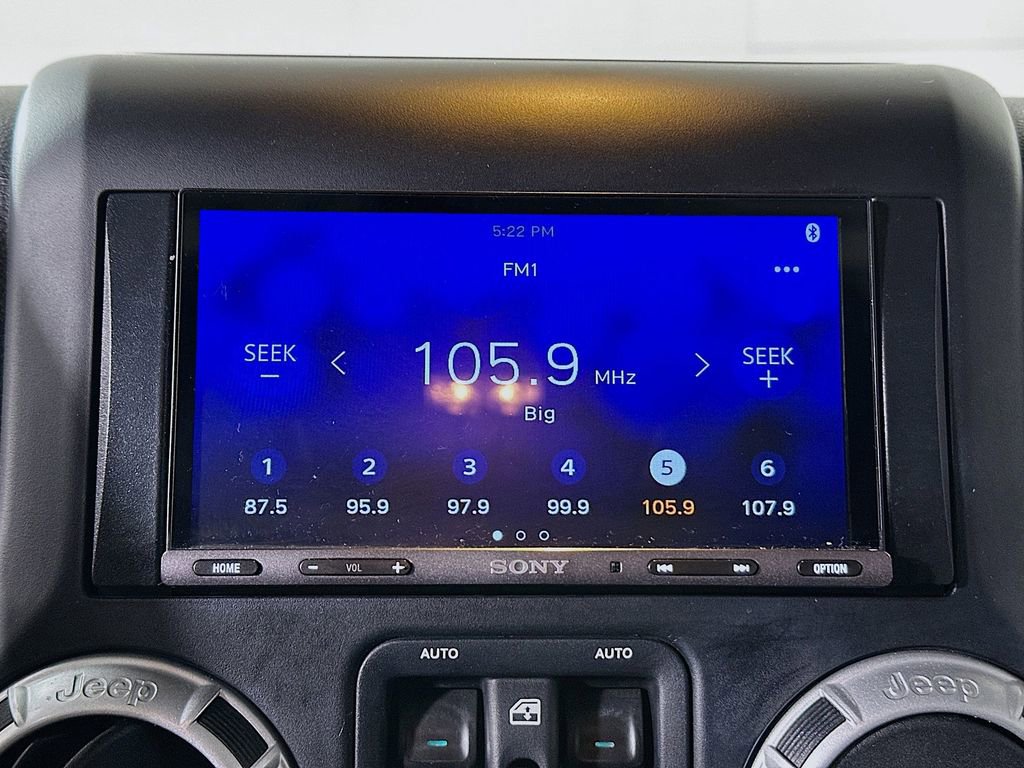 Used 2014 Jeep Wrangler Unlimited Sahara w/ Connectivity Group image 20