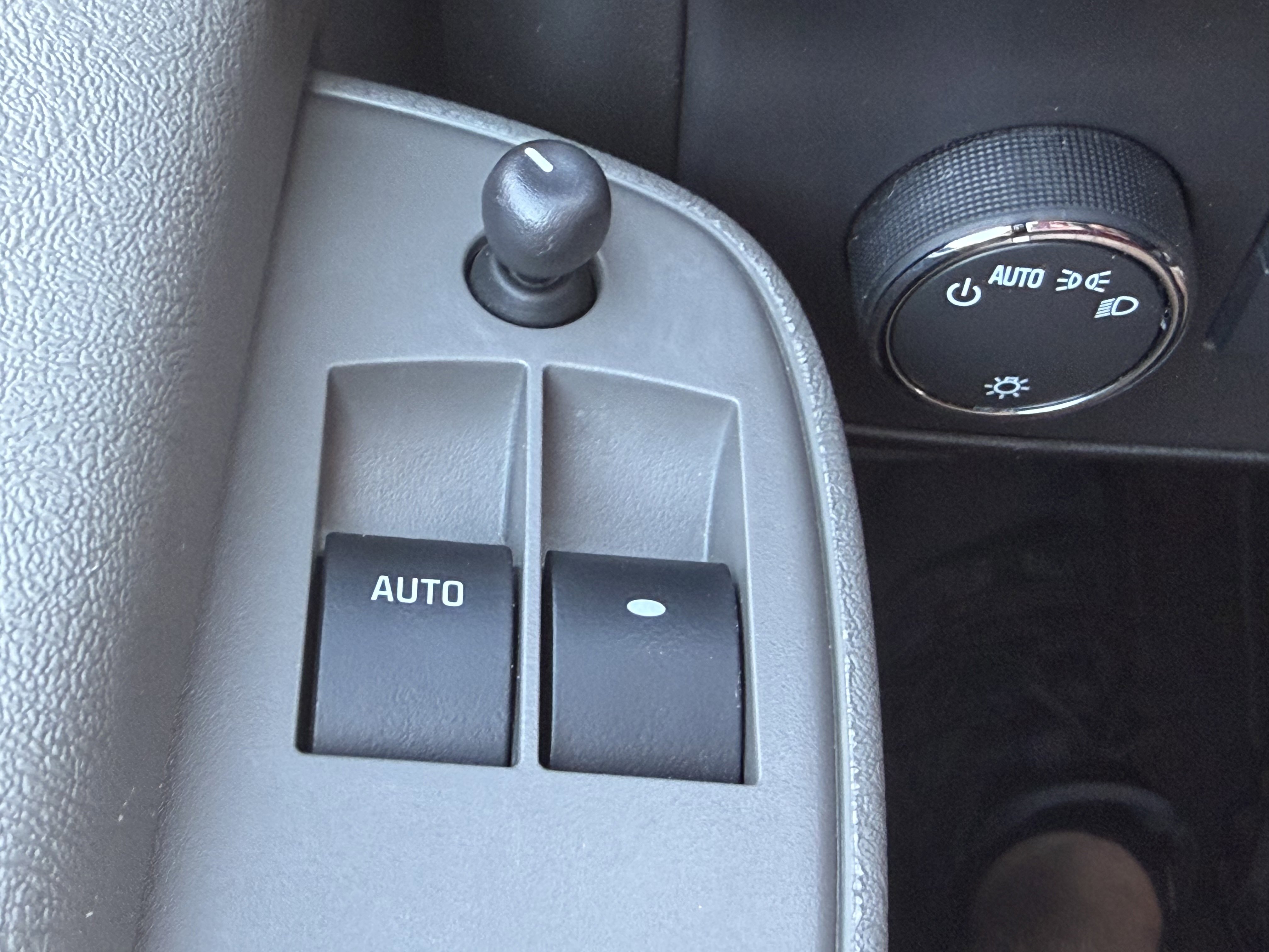 Used 2024 Chevrolet Express 2500 w/ Driver Convenience Package RWD image 12