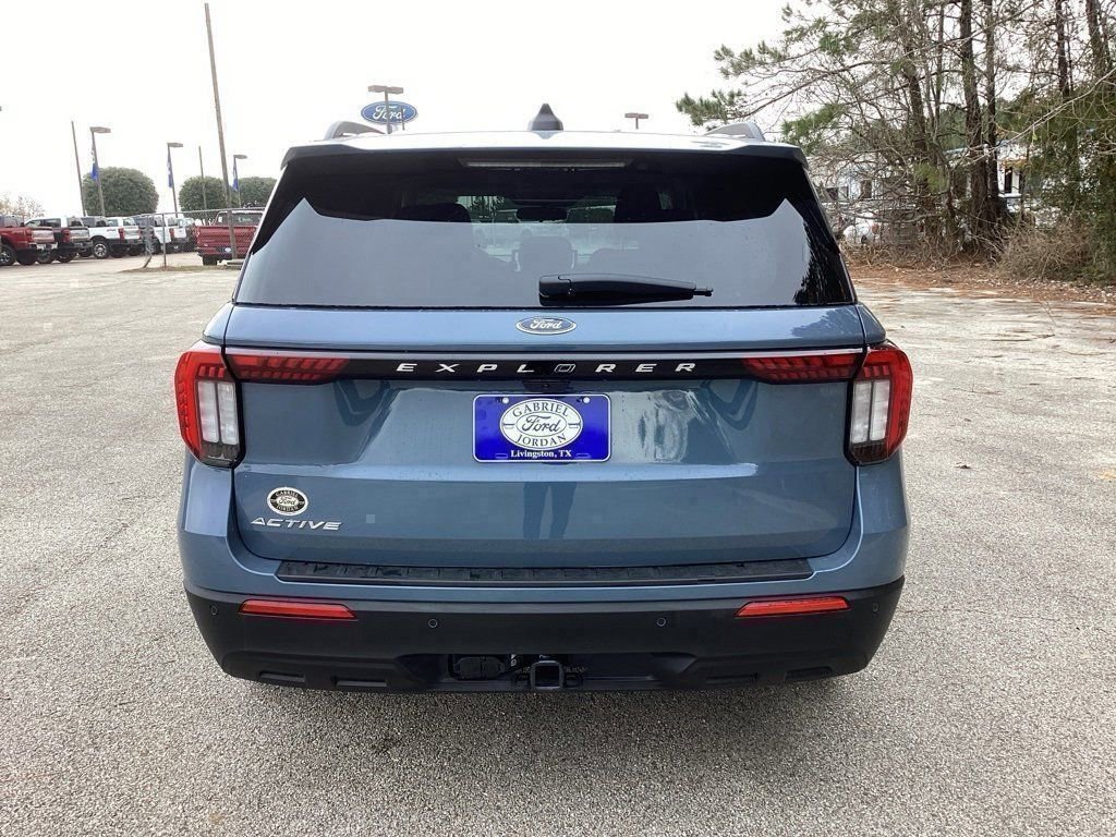 New 2026 Ford Explorer Active image 8