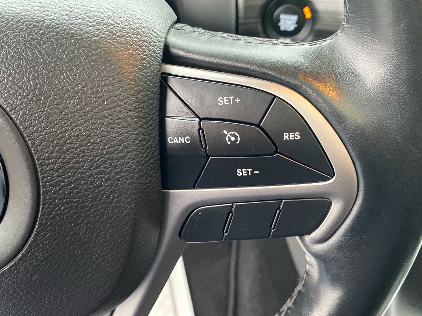 Used 2021 Jeep Grand Cherokee Limited AWD/4WD image 18