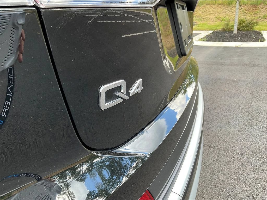 Used 2024 Audi Q4 e-tron Premium Plus w/ Premium Plus AWD/4WD image 26