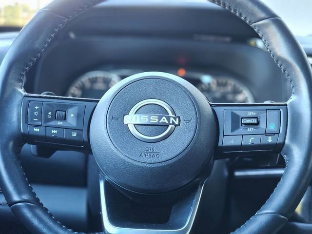 Certified 2025 Nissan Pathfinder SL image 16