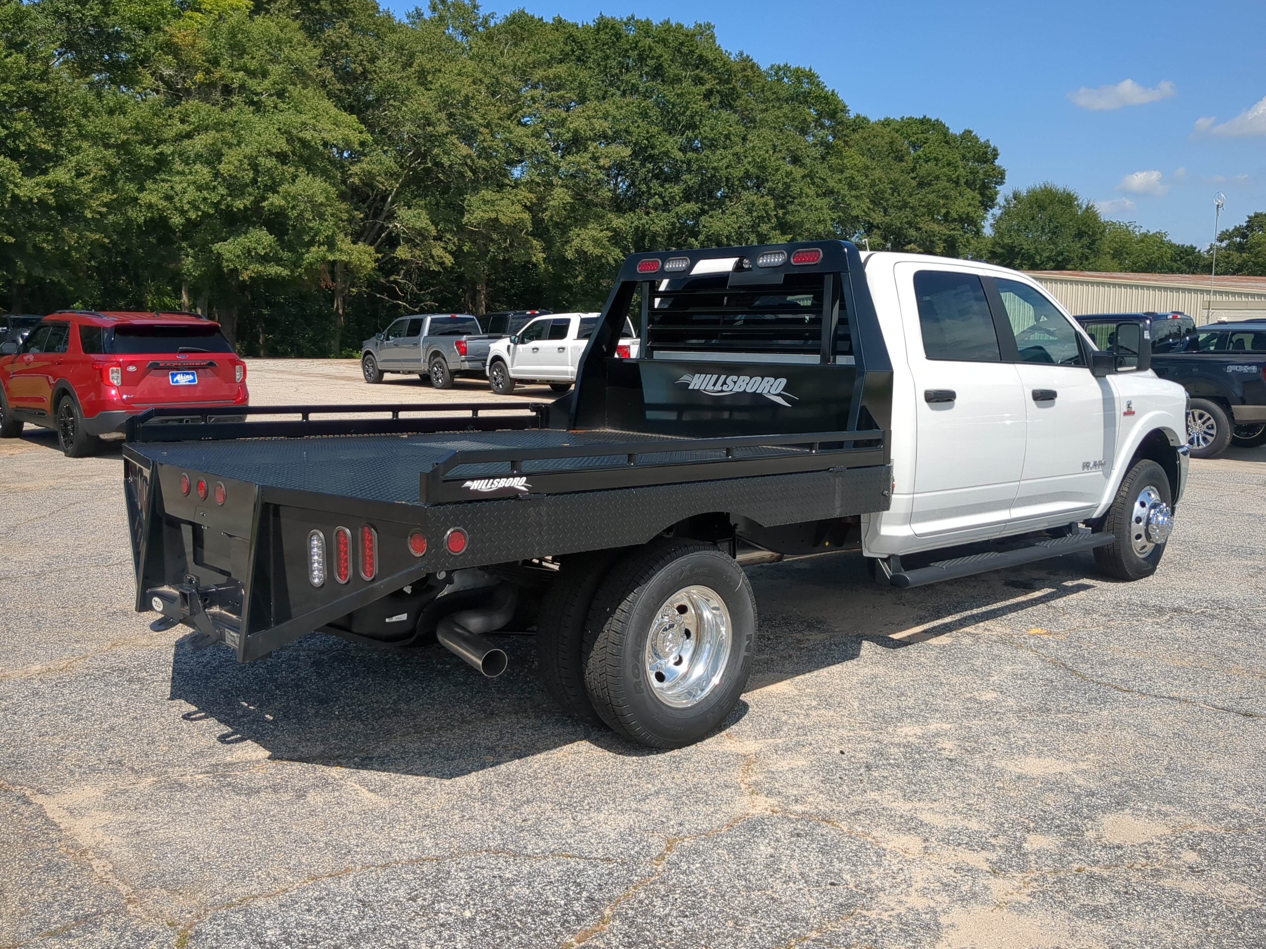 New 2026 RAM 3500 Big Horn AWD/4WD image 3