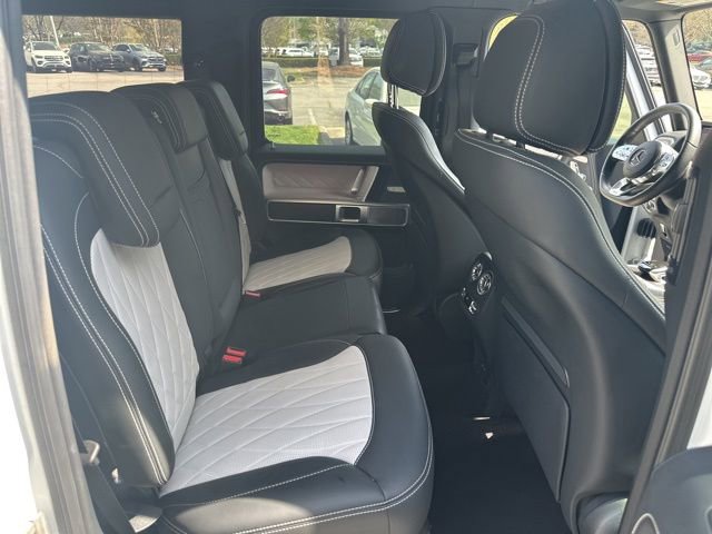 Used 2024 Mercedes-Benz G 550 image 17