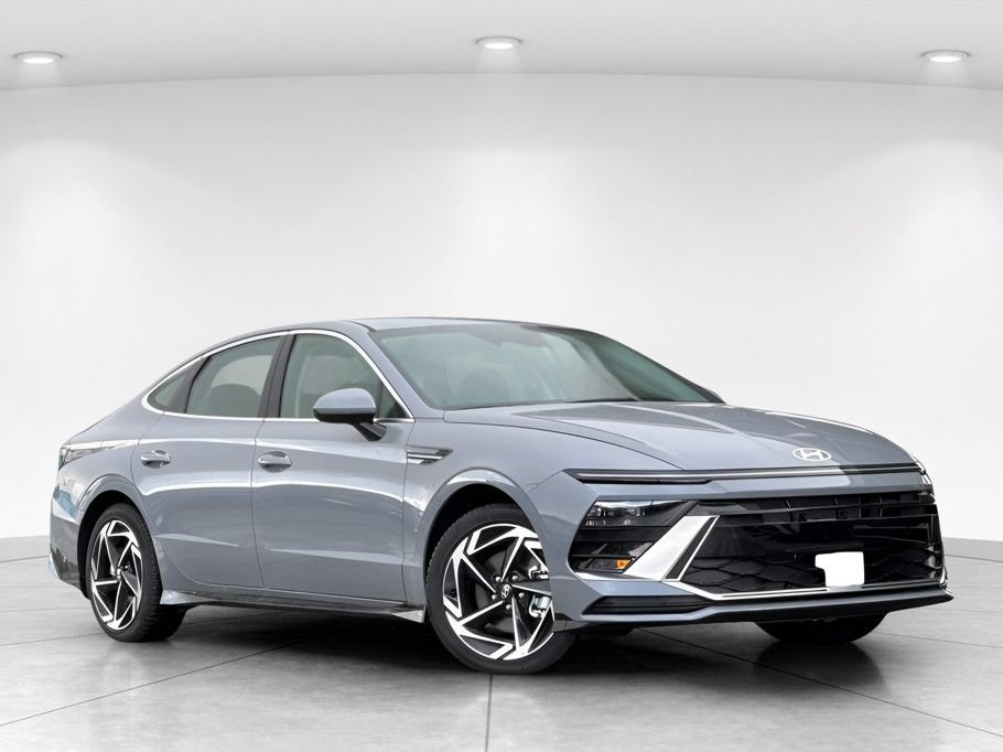 New 2026 Hyundai Sonata SEL FWD image 2