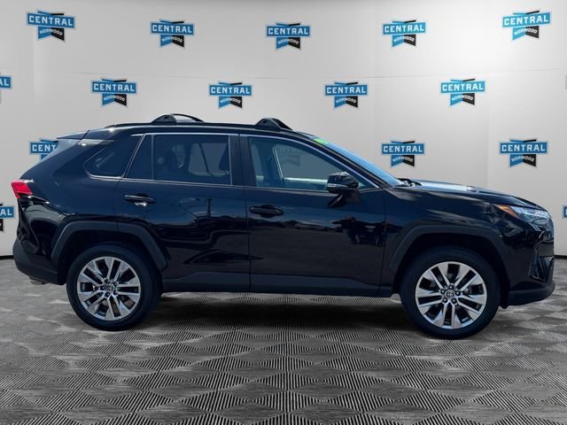 Used 2023 Toyota RAV4 XLE Premium AWD/4WD image 6