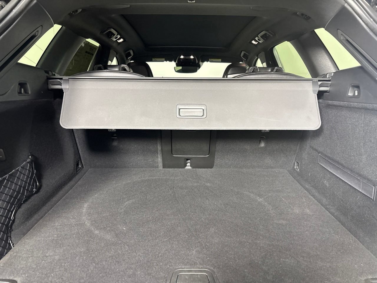 Used 2019 Volvo XC60 T5 R-Design w/ Protection Package Premier FWD image 26