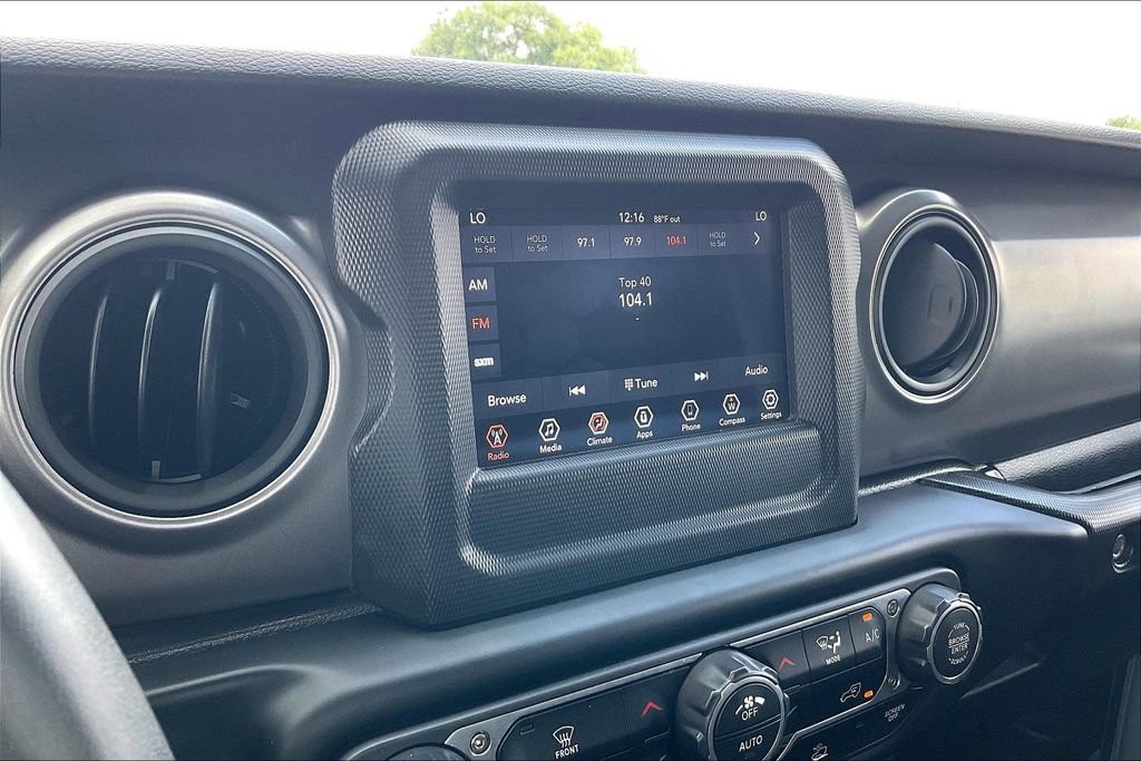 Certified 2023 Jeep Wrangler Sport AWD/4WD image 21