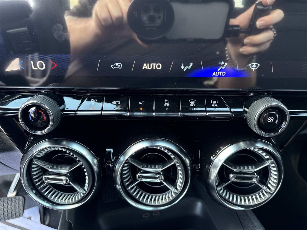 New 2026 Chevrolet Blazer EV LT image 18