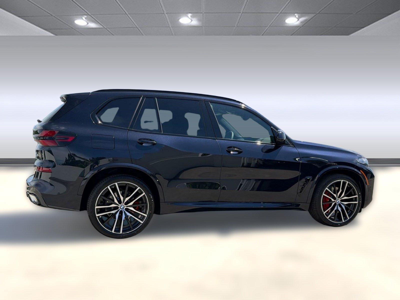New 2026 BMW X5 xDrive40i w/ M Sport Package AWD/4WD image 8