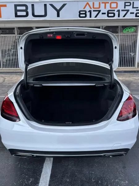 Used 2019 Mercedes-Benz C 300 Sedan image 31