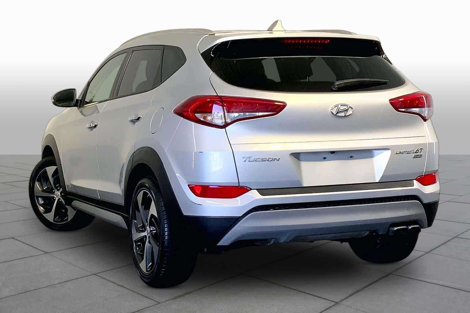 Used 2017 Hyundai Tucson Limited AWD/4WD image 12