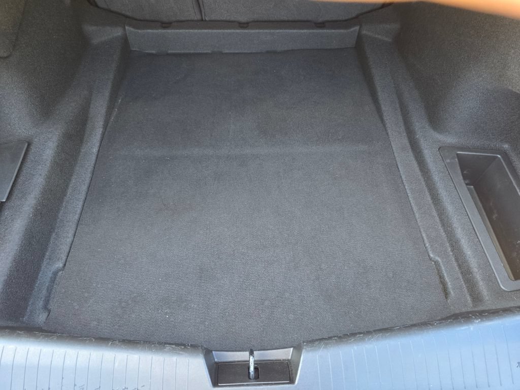 Used 2022 Cadillac CT4 V w/ Technology Package RWD image 39