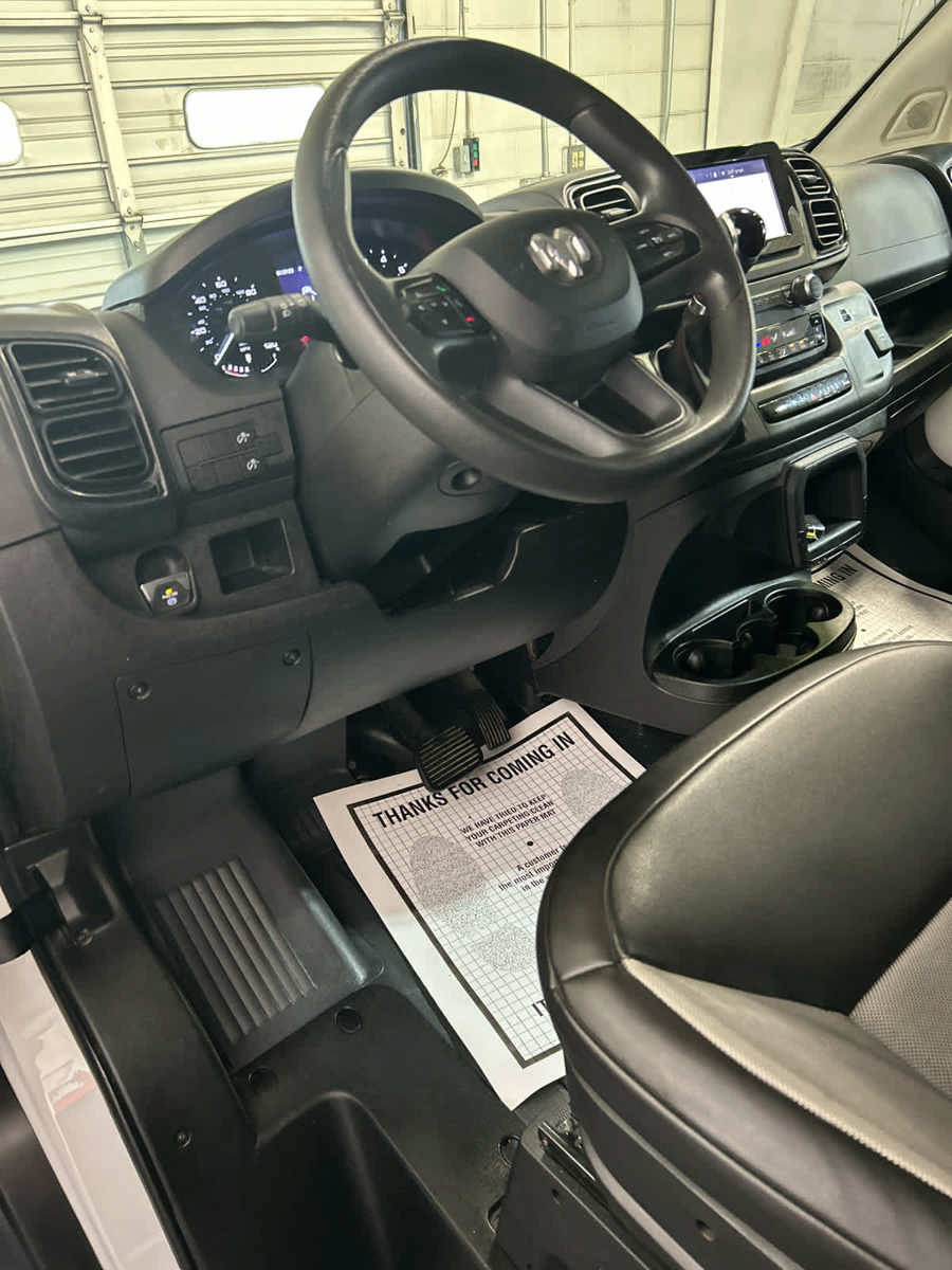Used 2023 RAM ProMaster 2500 FWD image 9