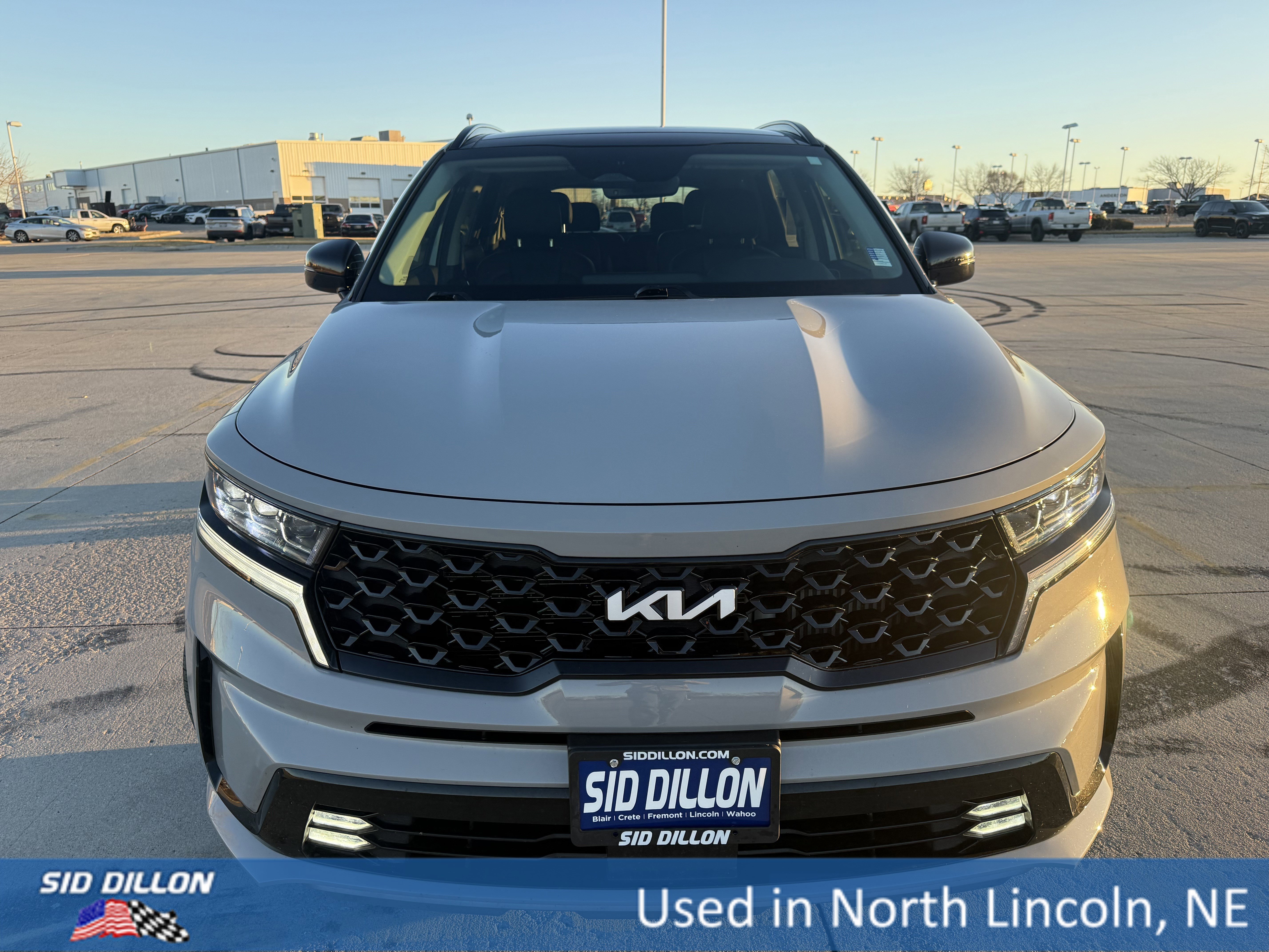Used 2023 Kia Sorento SX image 3