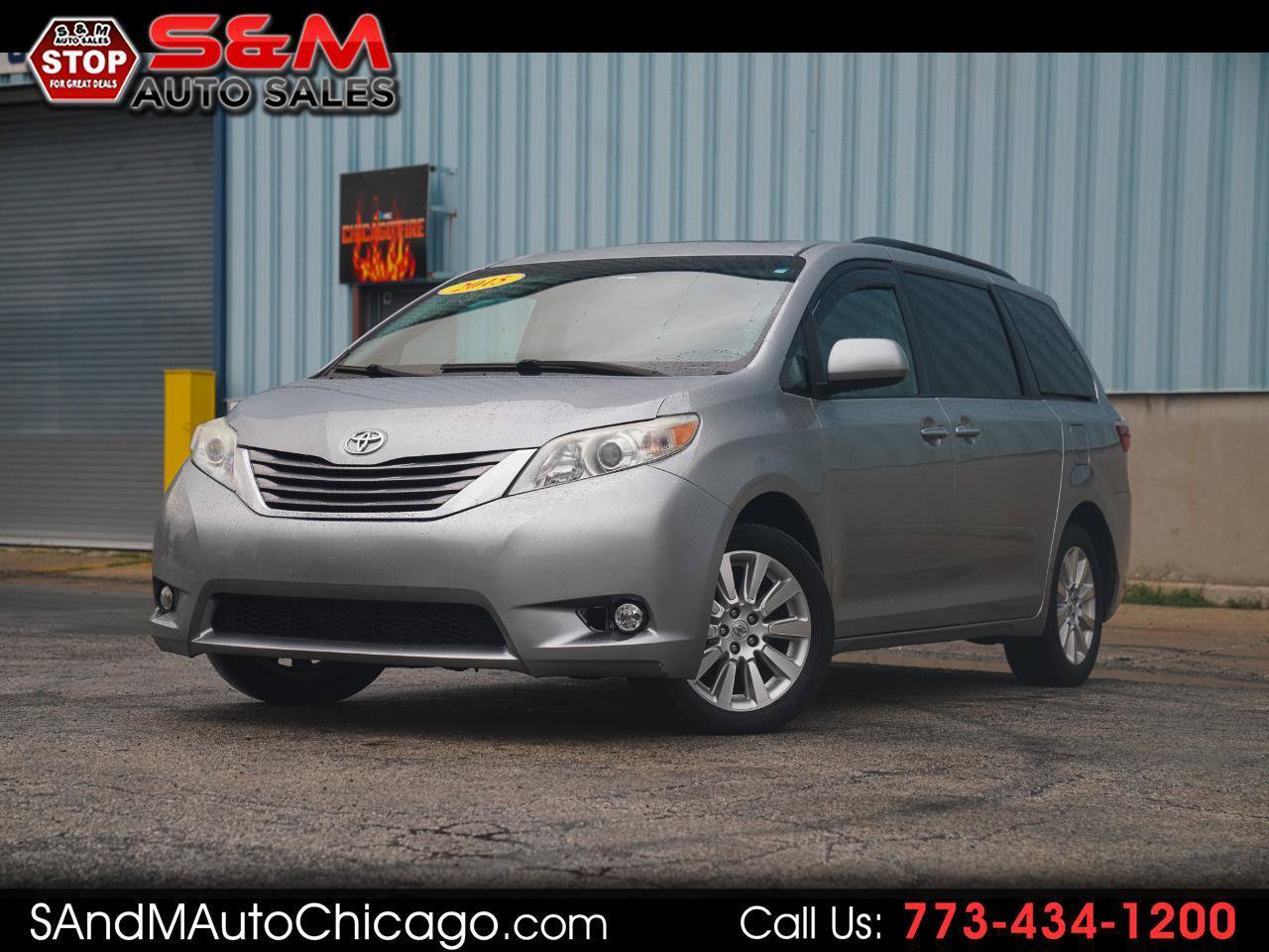 Used 2015 Toyota Sienna XLE w/ XLE Navigation Package AWD/4WD image 1