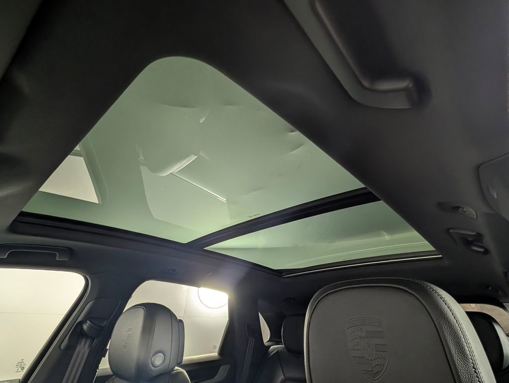 New 2026 Porsche Cayenne image 30