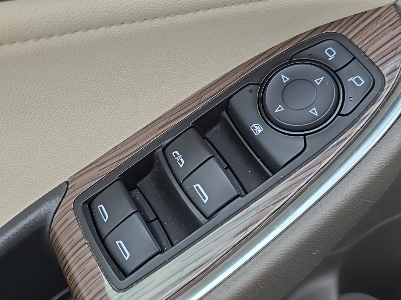 Used 2024 Chevrolet Malibu LT FWD image 9