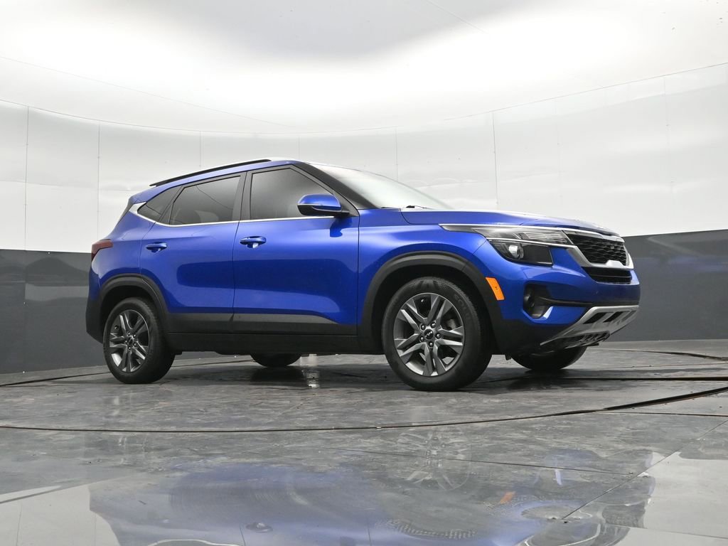 Used 2023 Kia Seltos S w/ Navigation Package image 34