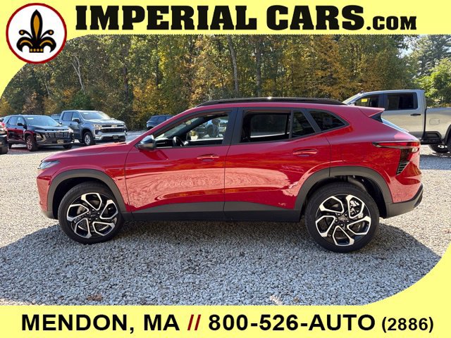New 2026 Chevrolet Trax RS w/ Sunroof Package FWD image 6