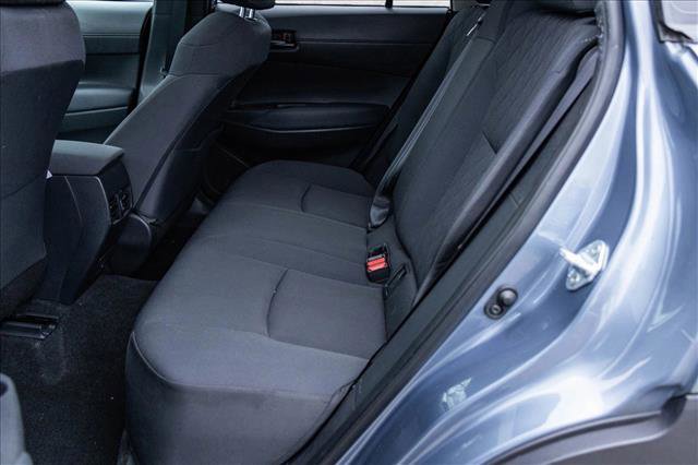 Used 2022 Toyota Corolla Cross LE w/ Moonroof Package image 22