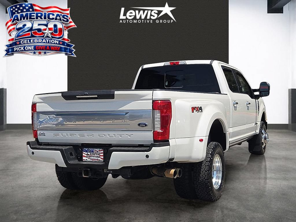 Used 2019 Ford F350 Platinum w/ Platinum Ultimate Package AWD/4WD image 4