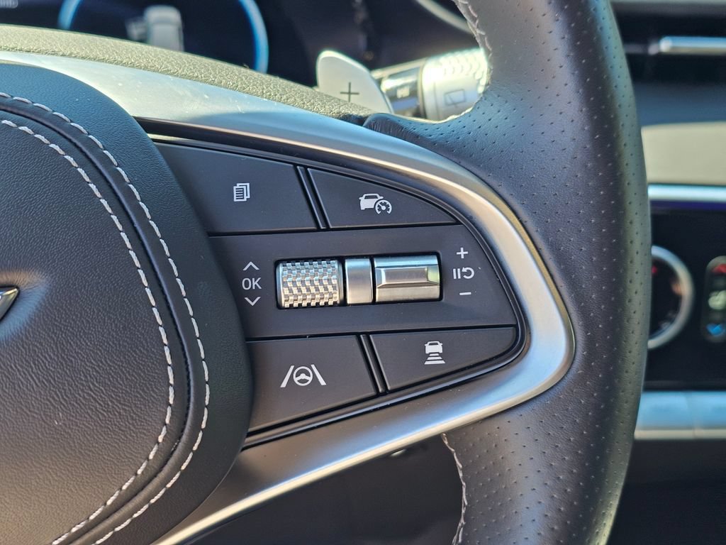 Certified 2025 Genesis GV70 3.5T Sport w/ Sport Prestige Package AWD/4WD image 35