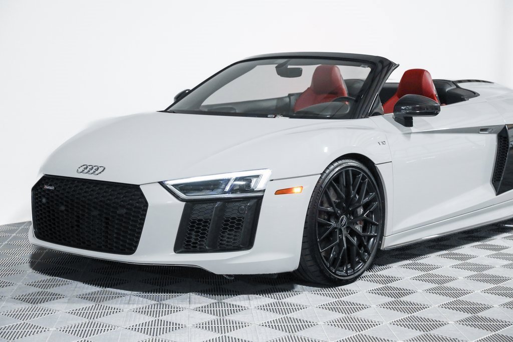 Used 2018 Audi R8 V10 plus image 23