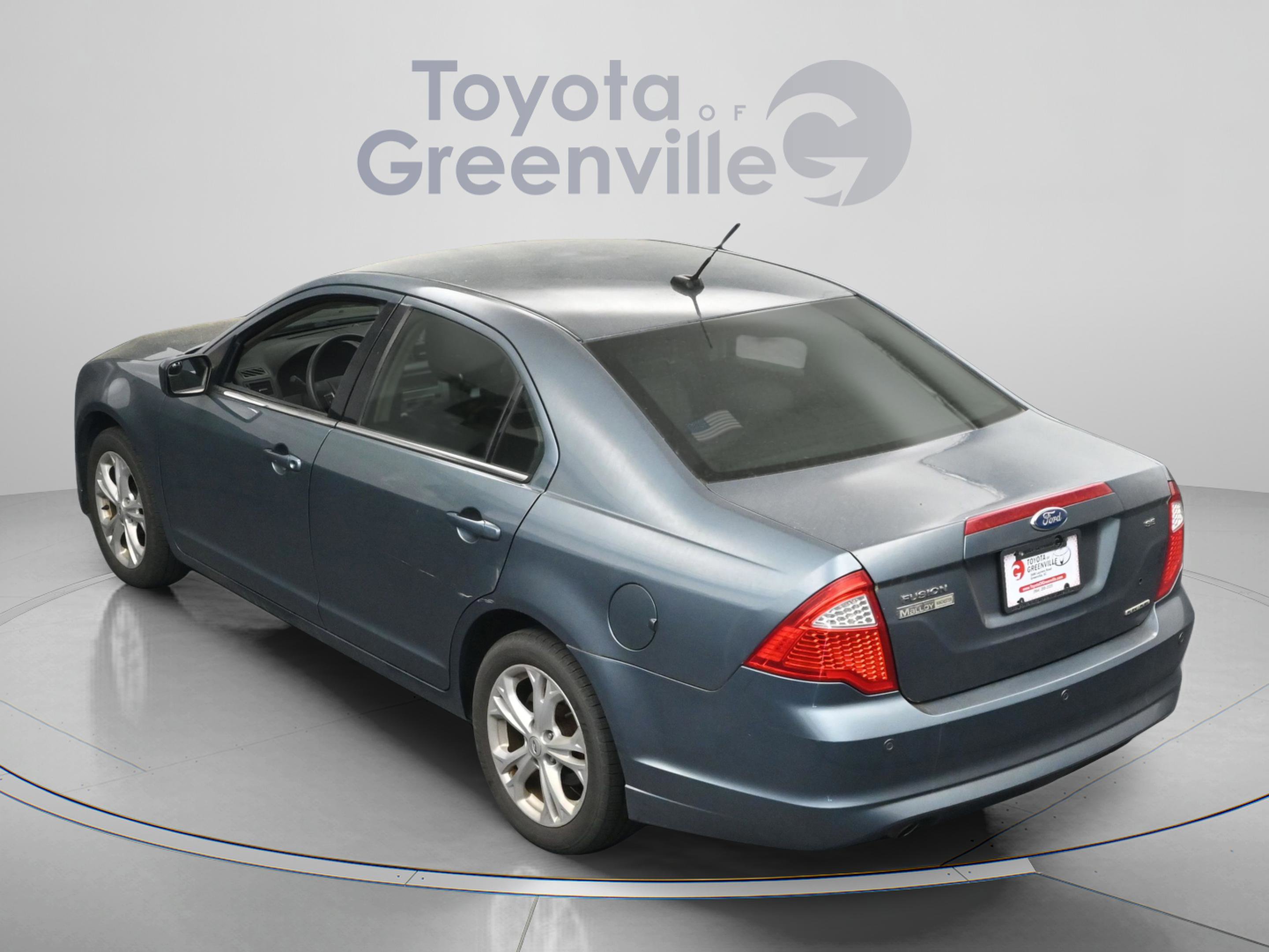 Used 2012 Ford Fusion SE image 9