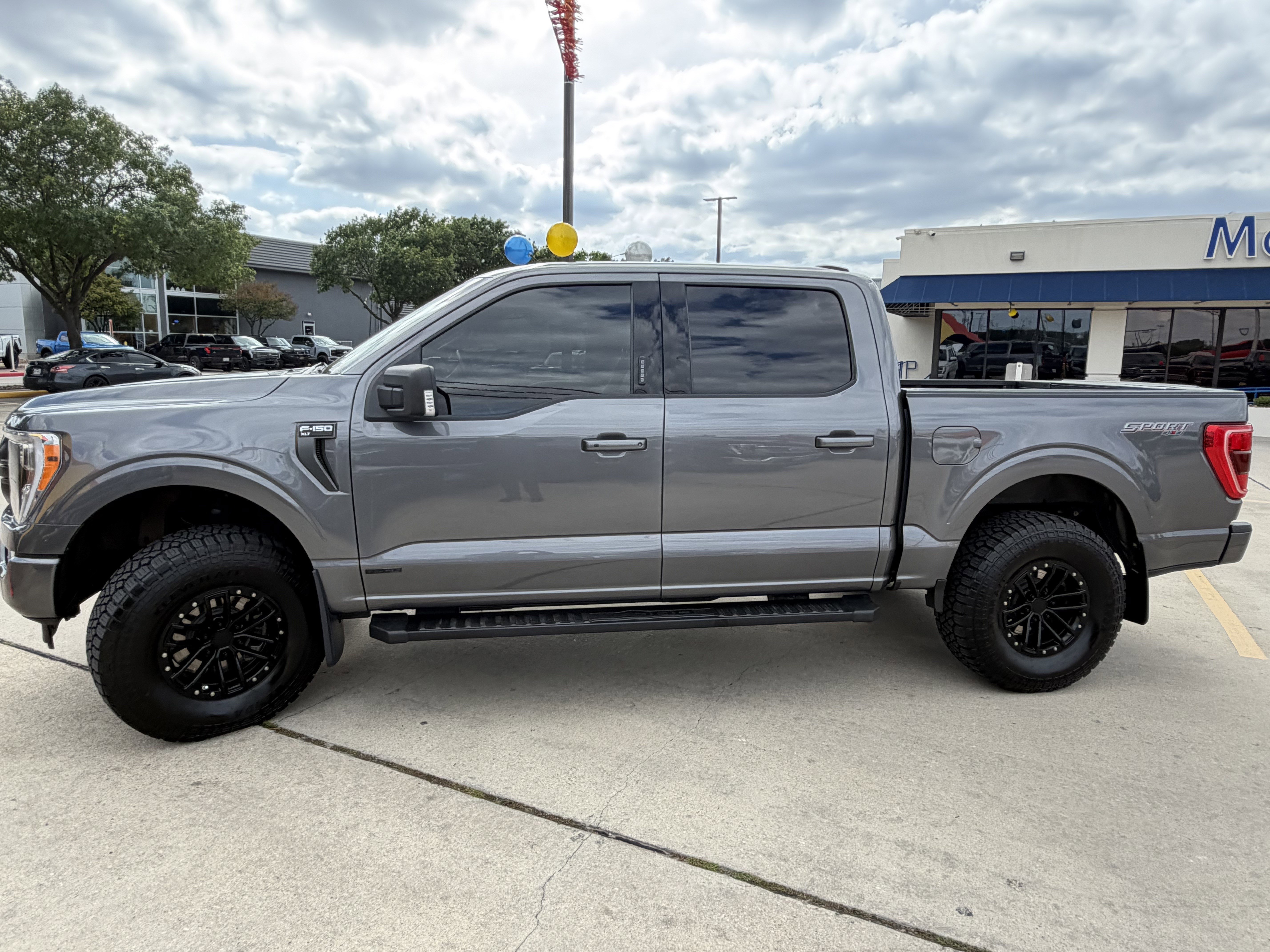 Used 2021 Ford F150 XLT w/ Equipment Group 302A High AWD/4WD image 12