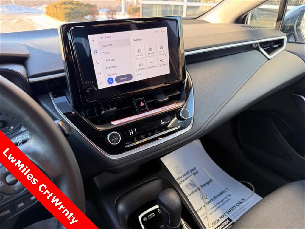 Used 2025 Toyota Corolla SE image 25