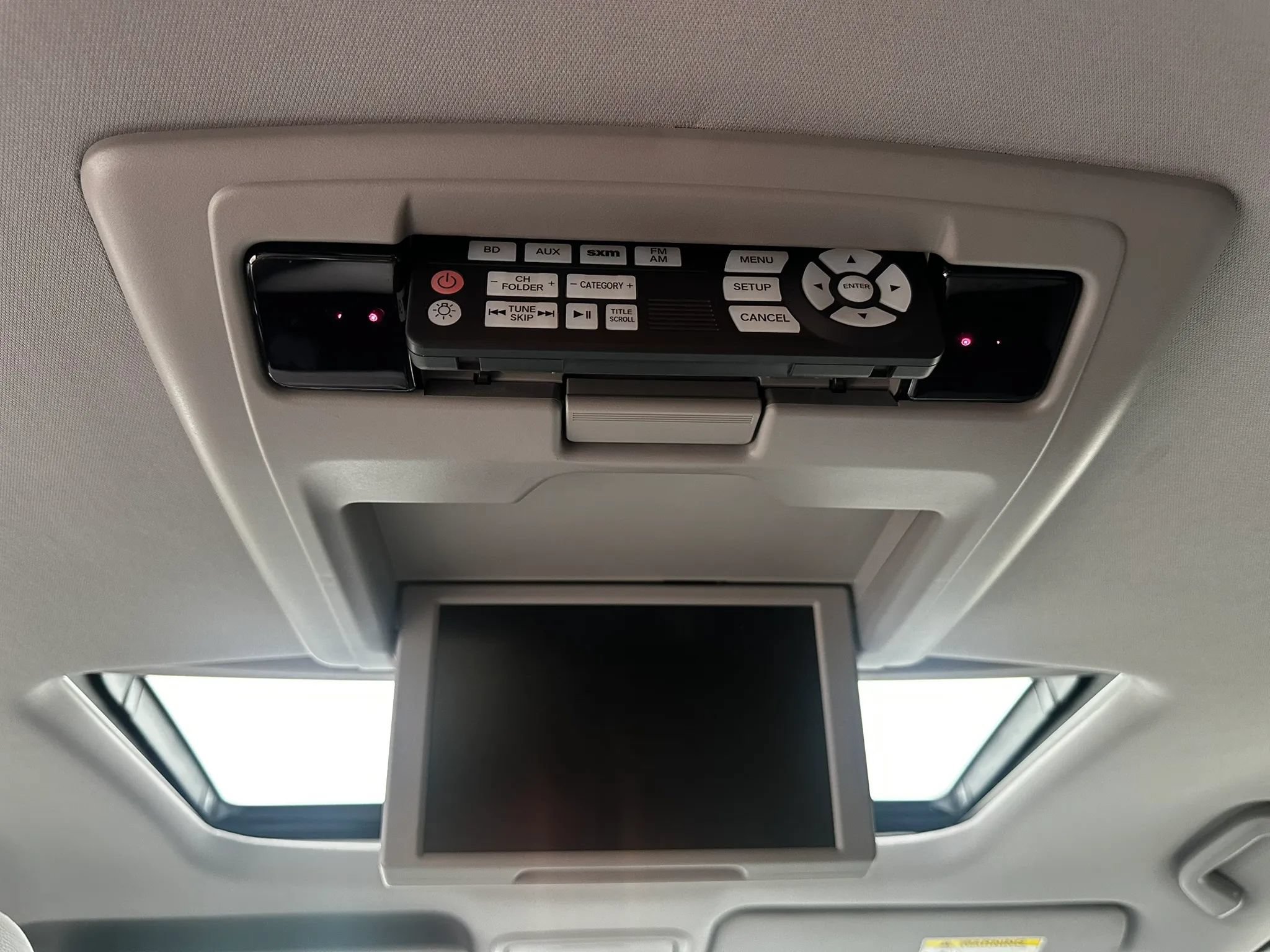 Used 2018 Honda Pilot Touring image 9