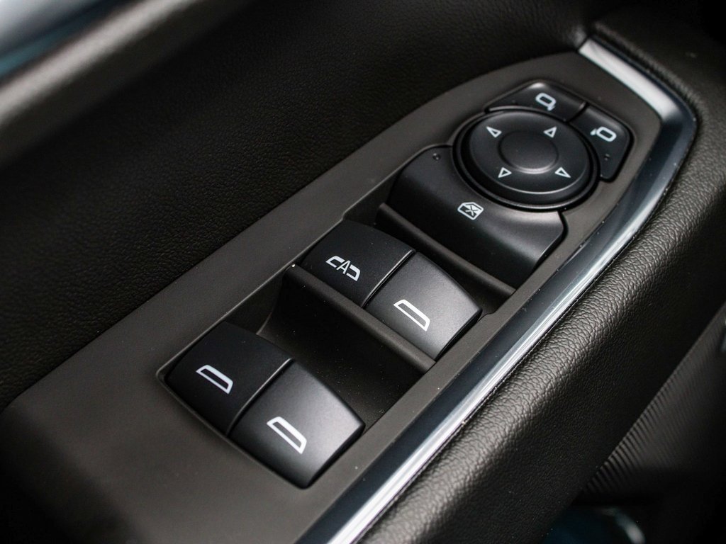 Used 2025 GMC Sierra 1500 Elevation w/ Preferred Package image 10