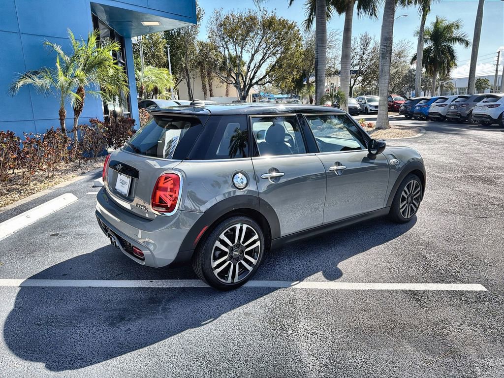 Used 2021 MINI Cooper S image 8