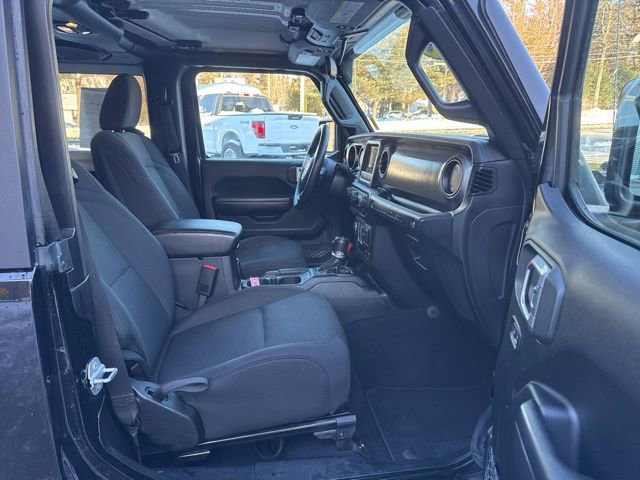 Used 2019 Jeep Wrangler Sport image 13
