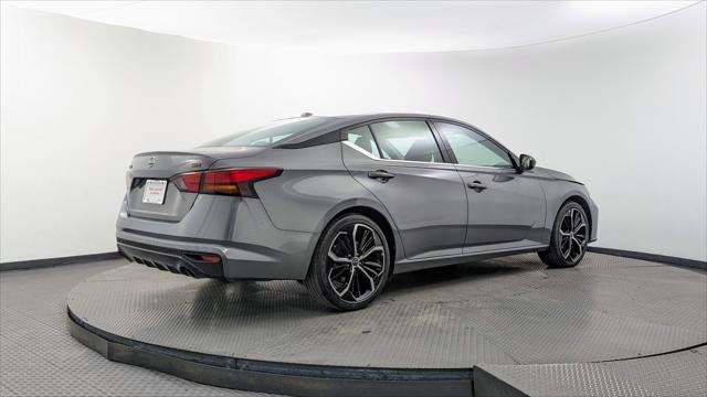 Used 2024 Nissan Altima 2.5 SR FWD image 8