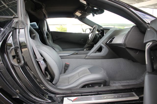 Used 2016 Chevrolet Corvette Z06 w/ 2LZ Preferred Equipment Group image 41