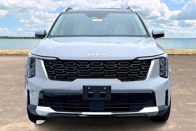 Used 2024 Kia Sorento S w/ Panoramic Sunroof Package image 2