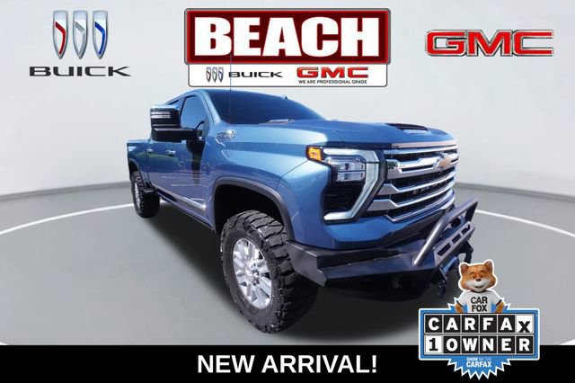 Used 2025 Chevrolet Silverado 2500 High Country AWD/4WD image 1