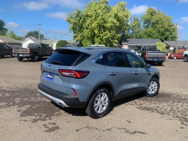 Used 2024 Ford Escape Active image 5