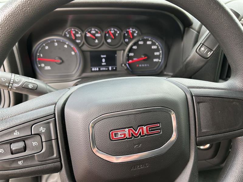 Used 2024 GMC Sierra 3500 Pro w/ Convenience Package image 11