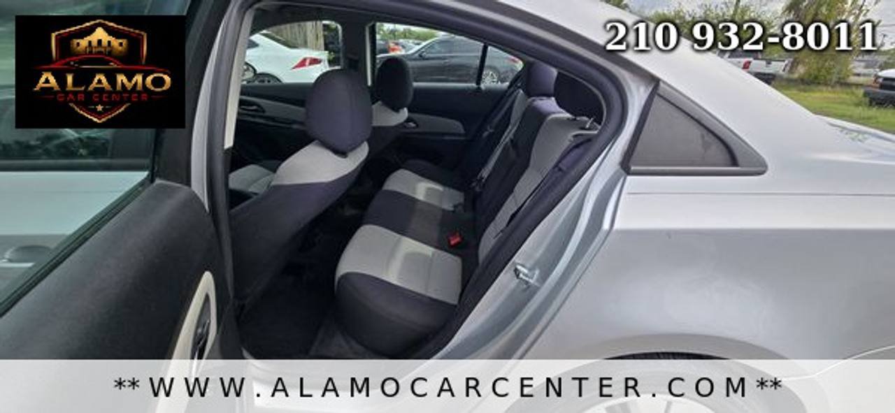 Used 2014 Chevrolet Cruze LS FWD image 26