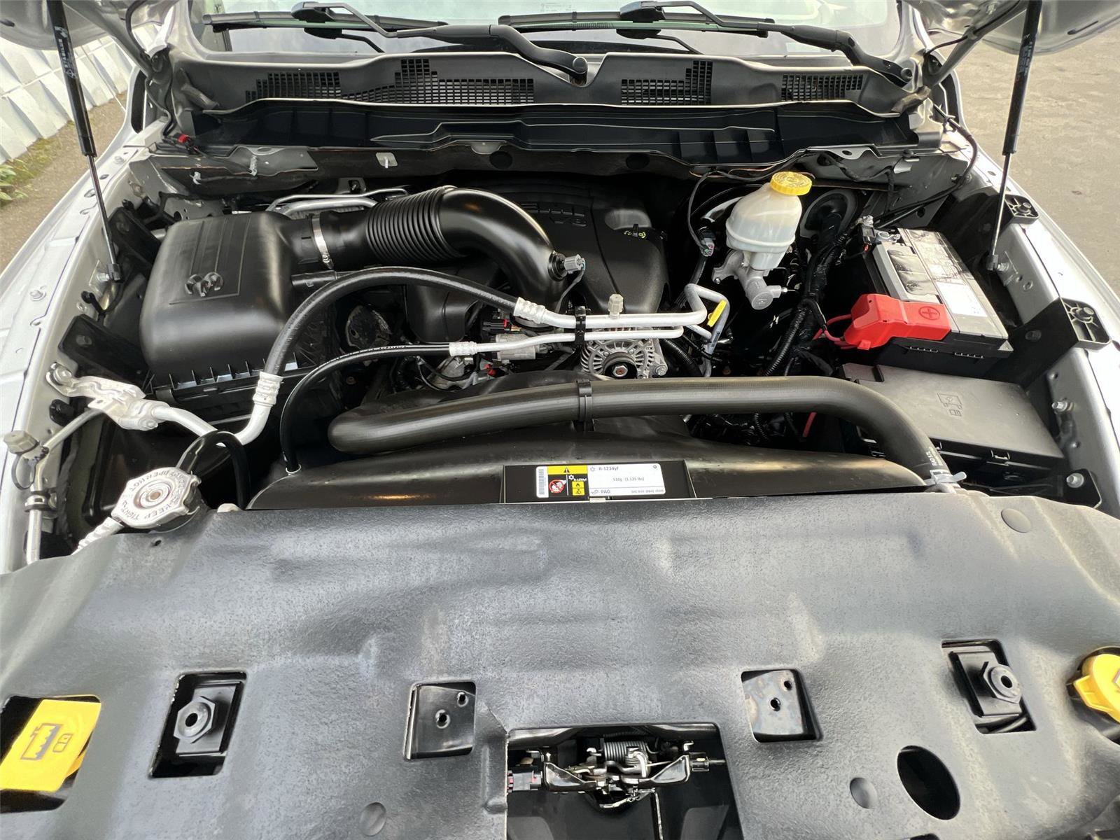 Used 2017 RAM 1500 Classic SLT w/ Luxury Group image 25