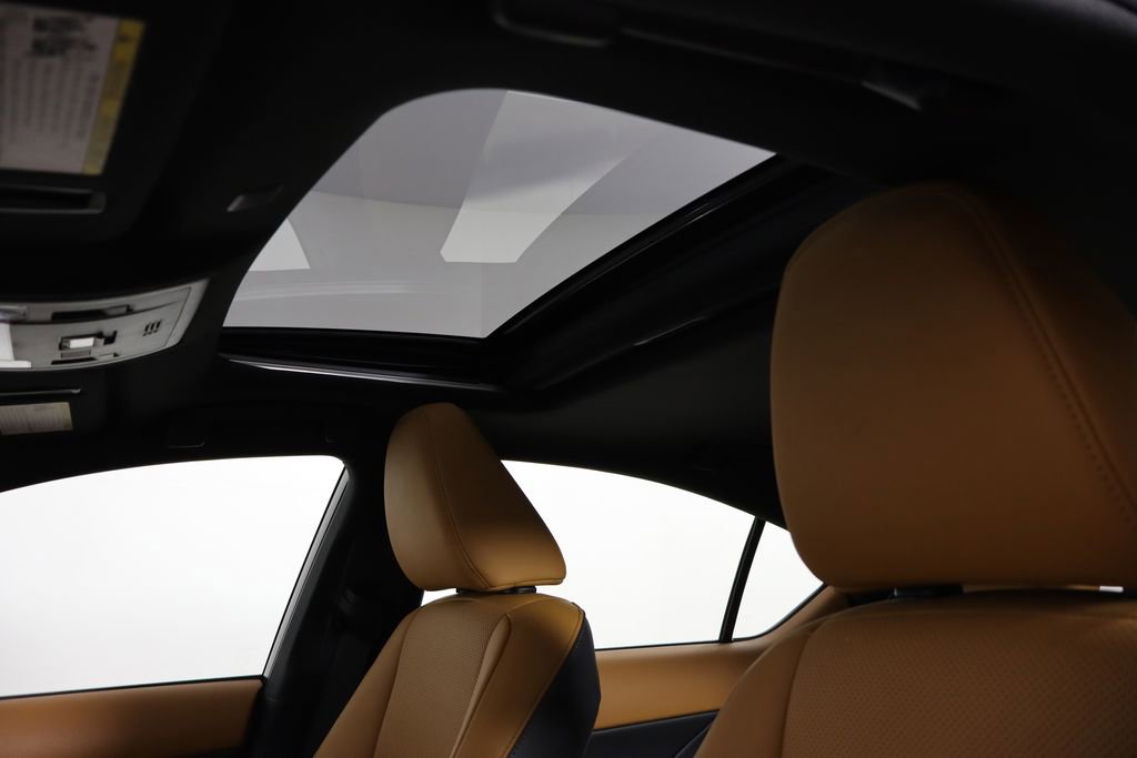 Used 2025 Lexus IS 350 F Sport w/ Accessory Package image 24