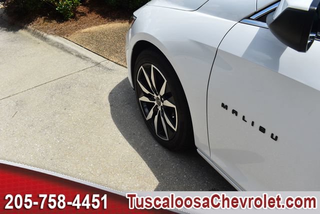 Used 2025 Chevrolet Malibu RS FWD image 15