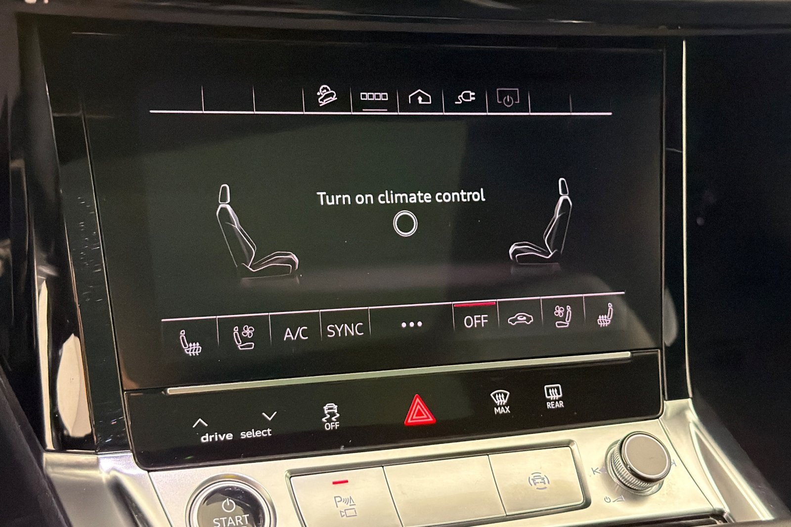 Used 2023 Audi e-tron Premium Plus w/ Premium Plus Package AWD/4WD image 20