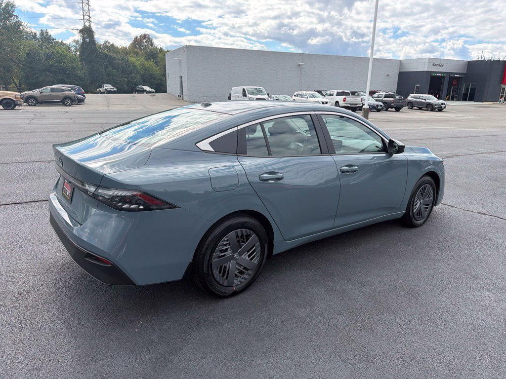 New 2027 Nissan Sentra SV w/ Floor Mat Package FWD image 10
